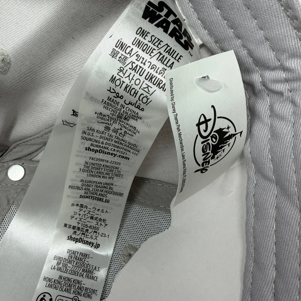 Disney Star Wars Hoth A World of Snow and Ice adjustable cap Grey & Navy Hat NWT - Picture 3 of 4